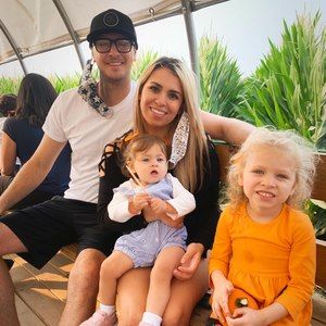 Meet your Posher, Angela